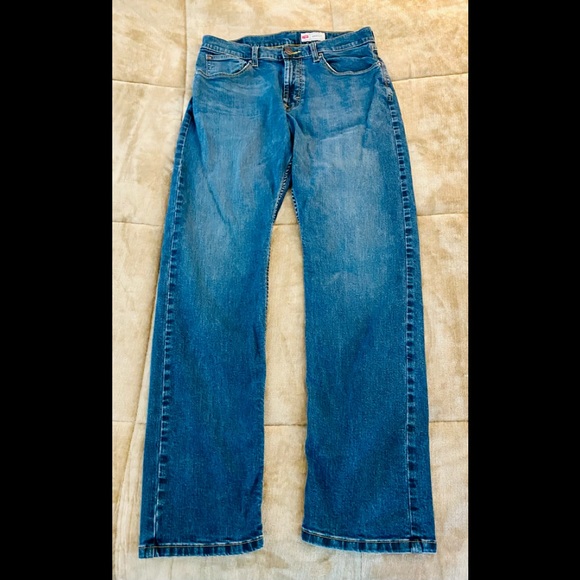 Wrangler Athletic Fit 32/32 Men’s Jeans RN# 130273 - Picture 9 of 13